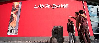 LAVA-DOME-MENDIG