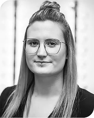 Denise Schäfer Brillenberatung, Brillenfertigung, Augenoptikerin
